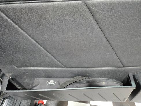 Used 2004 Land Rover Discovery SE image 66