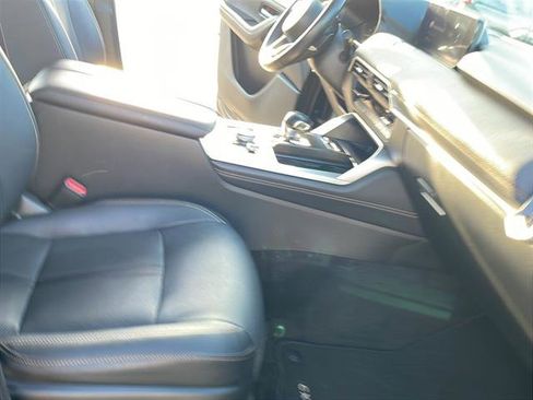 Used 2024 MAZDA CX-90 3.3 Turbo w/ Preferred Plus image 9