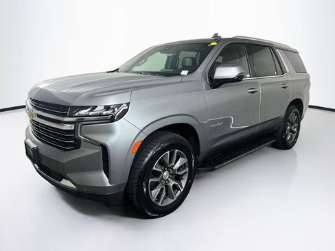 Used 2023 Chevrolet Tahoe LT w/ Luxury Package RWD image 3