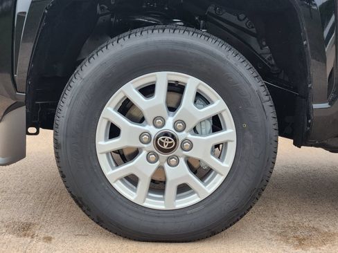 New 2026 Toyota Tacoma SR5 AWD/4WD image 11
