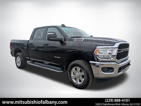 Used 2024 RAM 2500 Big Horn w/ Level 2 Equipment Group image 1