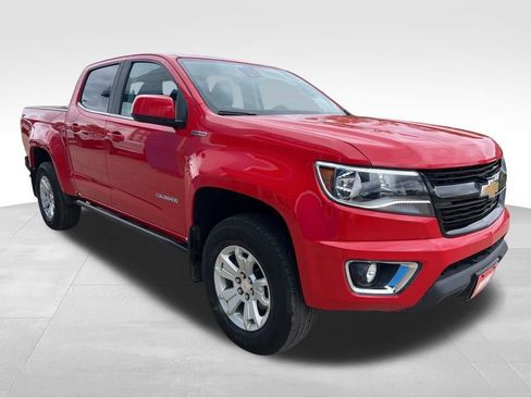Used 2017 Chevrolet Colorado LT w/ LT Convenience Package AWD/4WD image 4