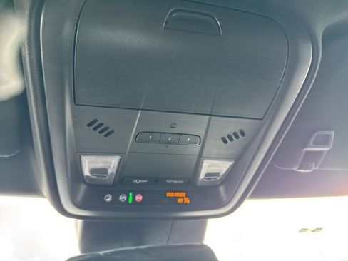 Used 2024 Cadillac XT4 Premium Luxury image 64