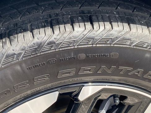 Used 2025 Kia Sorento S w/ Panoramic Sunroof Package image 53