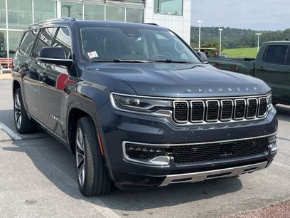 Used 2023 Jeep Wagoneer L Series III w/ Premium Group I