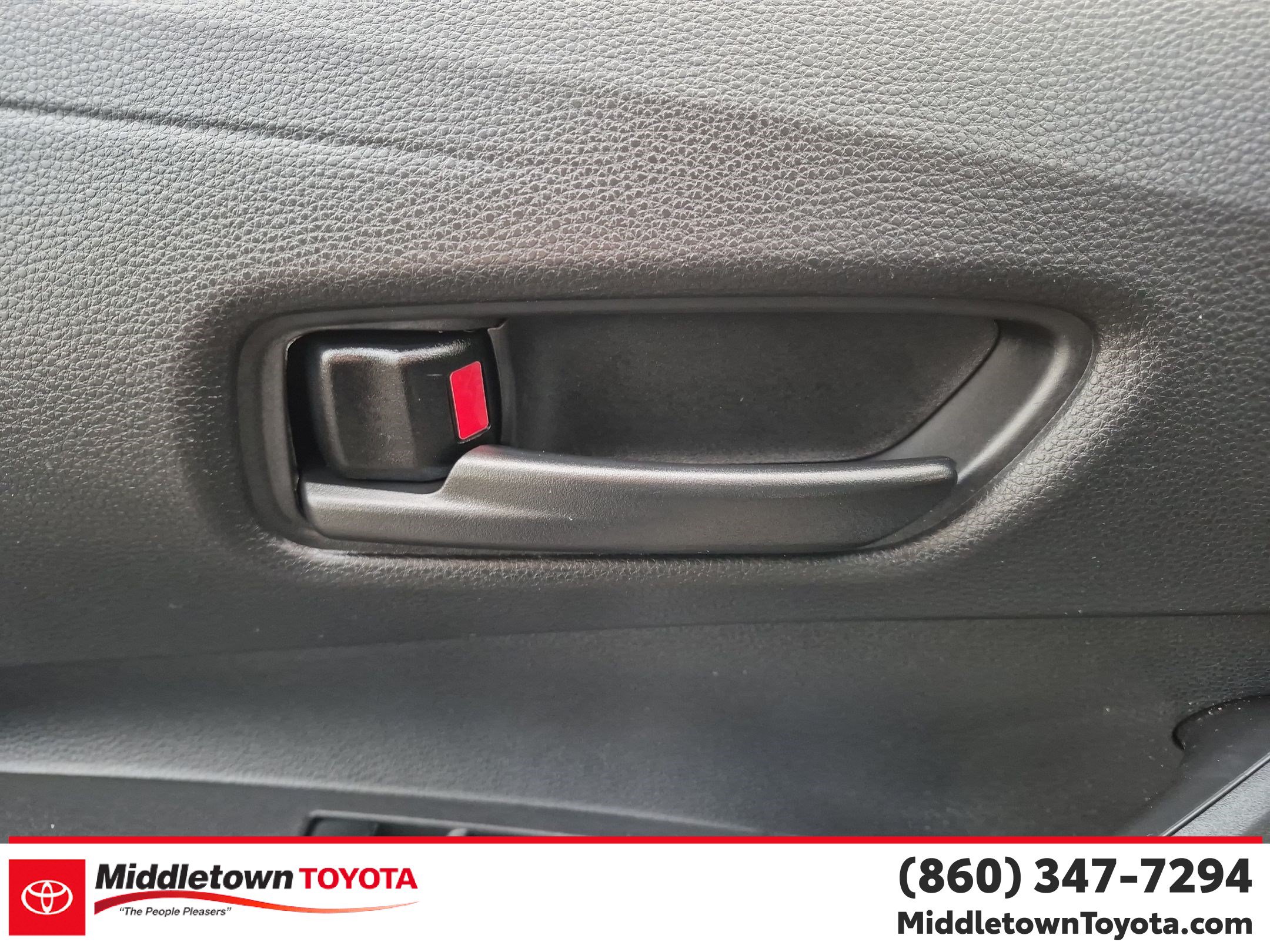 Used 2024 Toyota Corolla LE FWD image 11