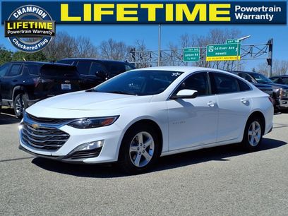 Used 2025 Chevrolet Malibu LS w/ Driver Confidence Package