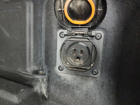 Used 2022 GMC Sierra 2500 Denali image 34