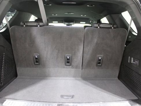 Used 2024 Chevrolet Tahoe Z71 w/ Z71 Off-Road Package image 13