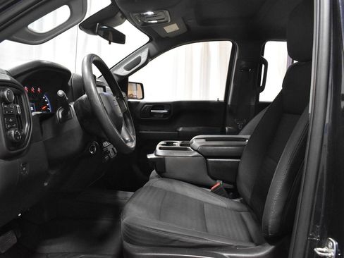 Used 2023 Chevrolet Silverado 1500 Custom Trail Boss w/ LPO, Dark Essentials Package AWD/4WD image 3