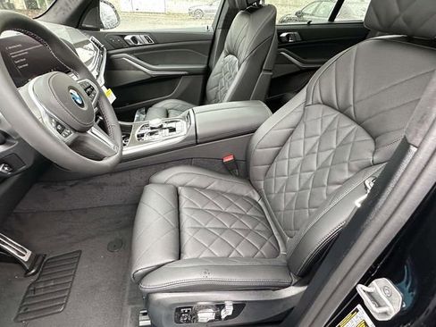 New 2026 BMW X5 M60i image 14