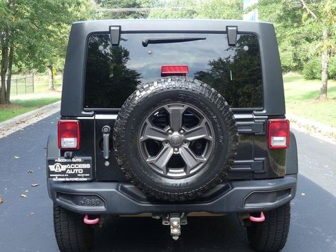 Used 2018 Jeep Wrangler Unlimited Rubicon AWD/4WD image 4