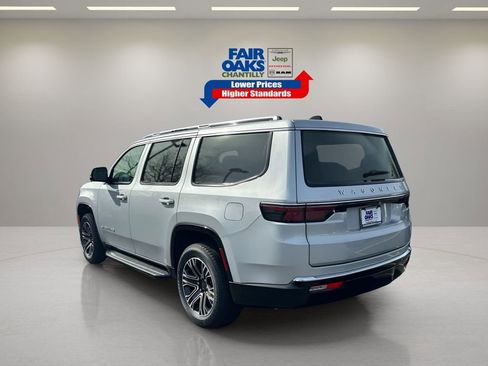 New 2024 Jeep Wagoneer Base w/ Premium Group I image 12