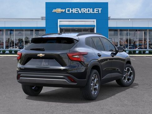 New 2026 Chevrolet Trax LT w/ LT Convenience Package FWD image 4