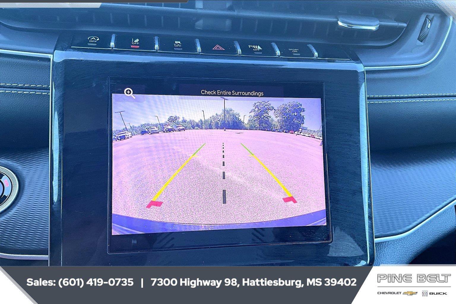 Used 2025 Jeep Grand Cherokee Altitude AWD/4WD image 15