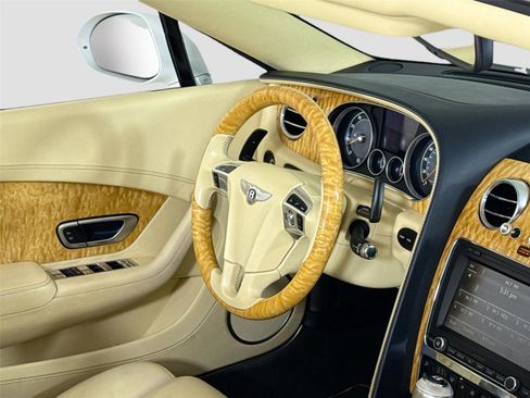 Used 2013 Bentley Continental GT image 26