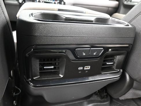 Used 2024 Chevrolet Silverado 1500 ZR2 w/ Technology Package image 38