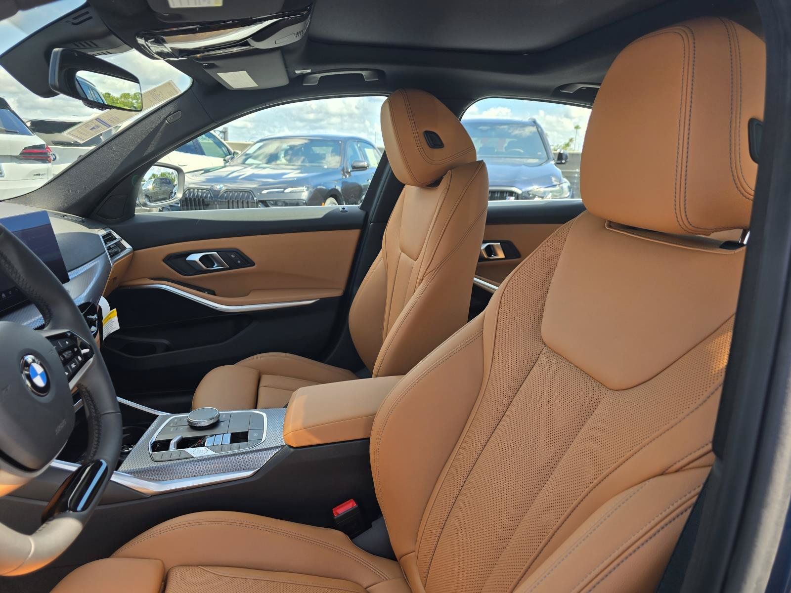 New 2026 BMW 330i Sedan w/ Convenience Package RWD image 8