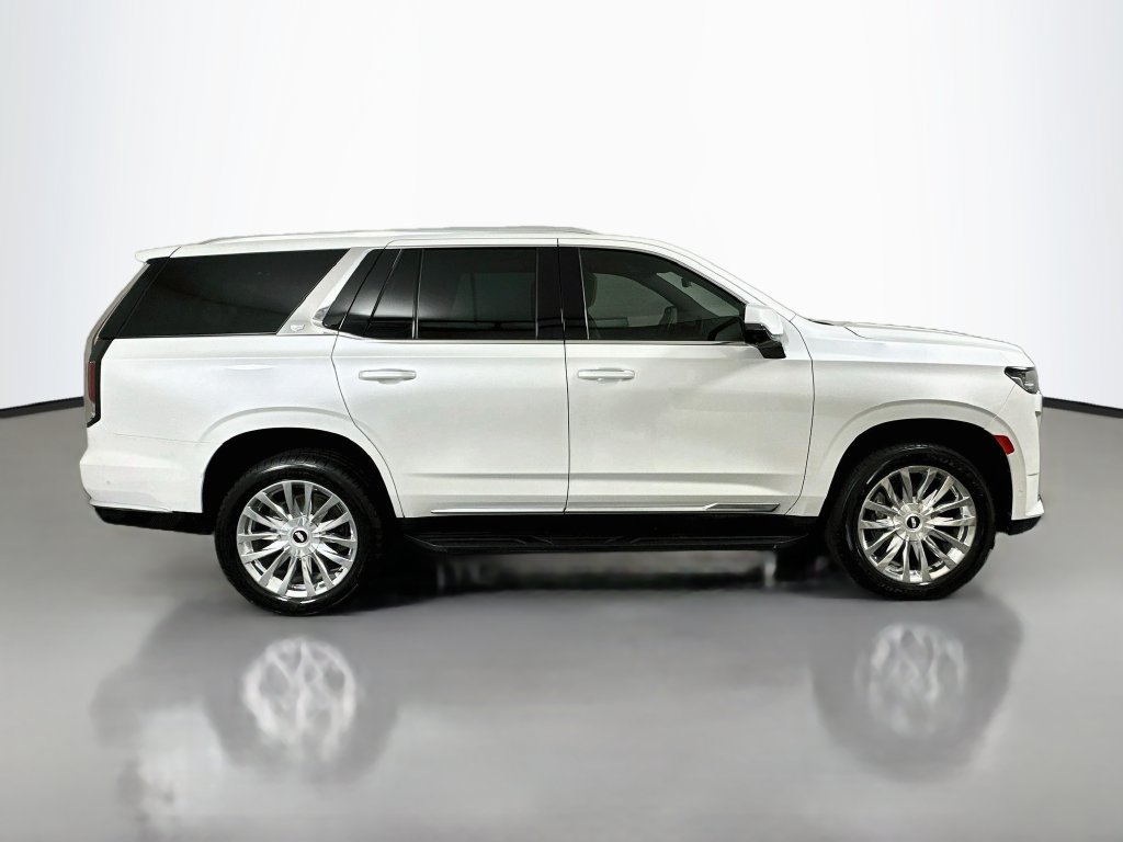 Used 2023 Cadillac Escalade Premium Luxury RWD image 4