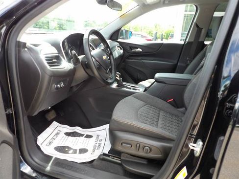 Certified 2024 Chevrolet Equinox LT AWD/4WD image 13
