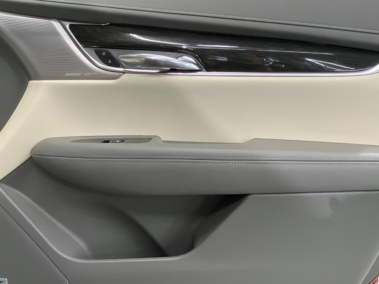 Used 2021 Cadillac XT6 Premium Luxury FWD image 20