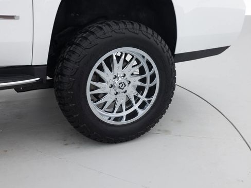 Used 2018 GMC Yukon XL SLT w/ Premium Edition AWD/4WD image 22
