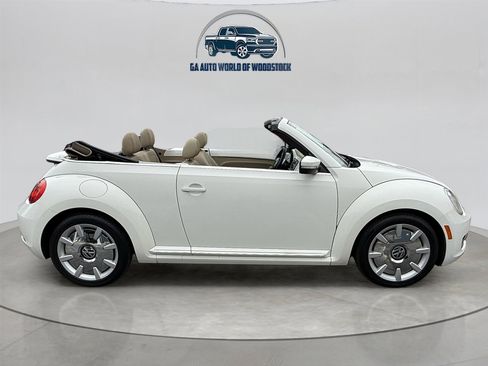 Used 2013 Volkswagen Beetle 2.5 image 6