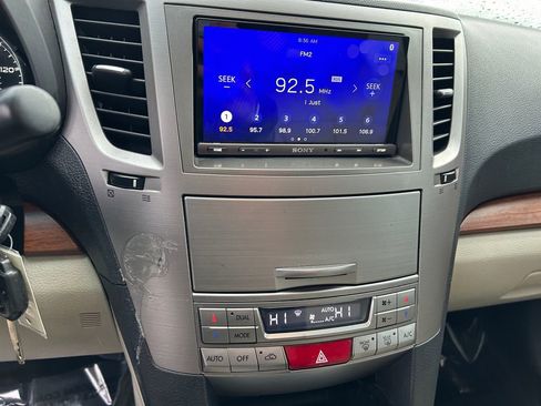 Used 2013 Subaru Outback 2.5i Limited w/ Moonroof Pkg image 36