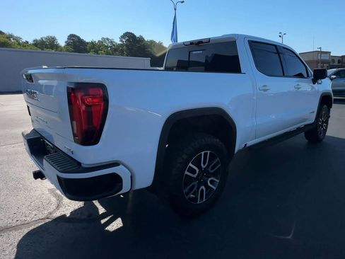 Used 2024 GMC Sierra 1500 AT4 w/ Technology Package AWD/4WD image 8