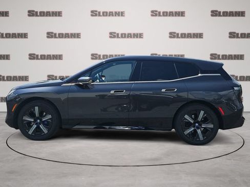 Used 2024 BMW iX xDrive50 w/ Sport Package AWD/4WD image 2