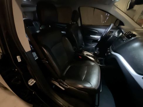 Used 2019 Dodge Journey GT image 24