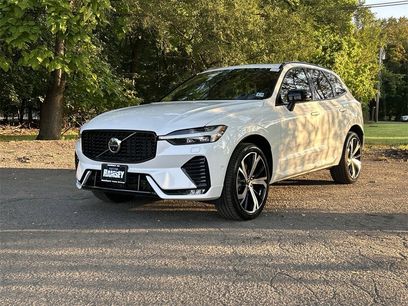 Certified 2022 Volvo XC60 B6 R-Design w/ Advanced Package