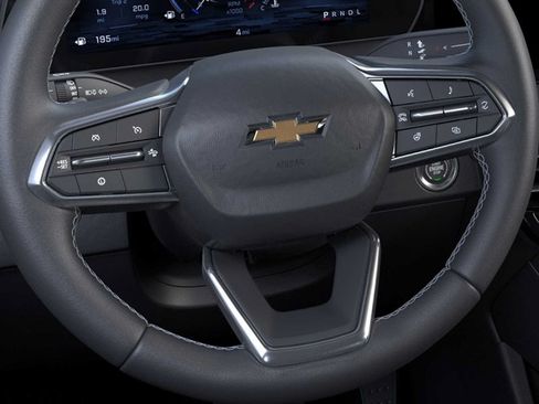 Used 2026 Chevrolet Traverse LT w/ Midnight/Sport Edition AWD/4WD image 19