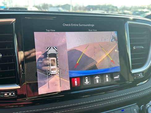 New 2026 Chrysler Pacifica Select w/ S Appearance Package image 34