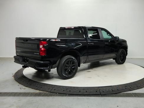 Used 2023 Chevrolet Silverado 1500 Custom AWD/4WD image 8