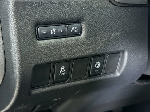 Certified 2024 Nissan Murano SV w/ SV Midnight Edition Package AWD/4WD image 19