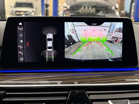 Used 2019 BMW 530i xDrive image 12