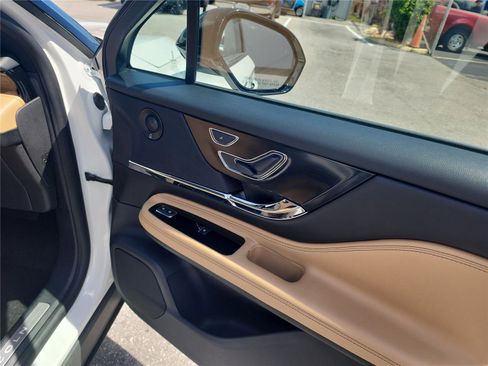 Used 2020 Lincoln Corsair Reserve w/ Equipment Group 201A image 25