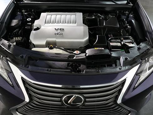 Used 2017 Lexus ES 350 w/ Luxury Package FWD image 35
