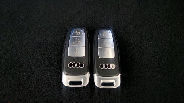 Used 2025 Audi Q4 e-tron Premium Plus w/ Premium Plus AWD/4WD image 80