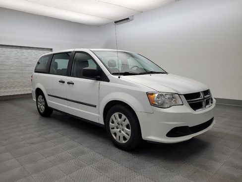 Used 2016 Dodge Grand Caravan American Value Package w/ UConnect Hands-Free Group image 13