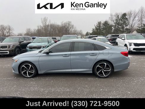 Used 2021 Honda Accord Sport image 8