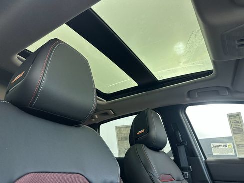 New 2026 Nissan Kicks SR w/ SR Premium Package FWD image 16