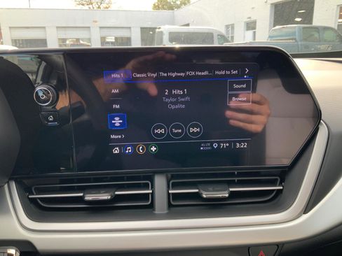 New 2026 Chevrolet Trax LS image 21