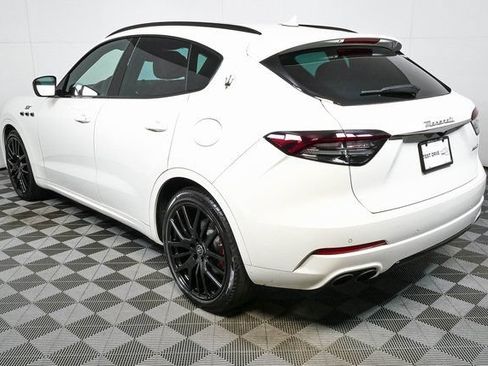 Used 2022 Maserati Levante GT AWD/4WD image 33
