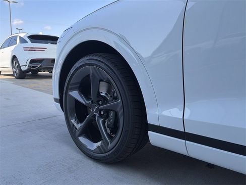 New 2026 Genesis GV70 3.5T Sport Prestige image 19