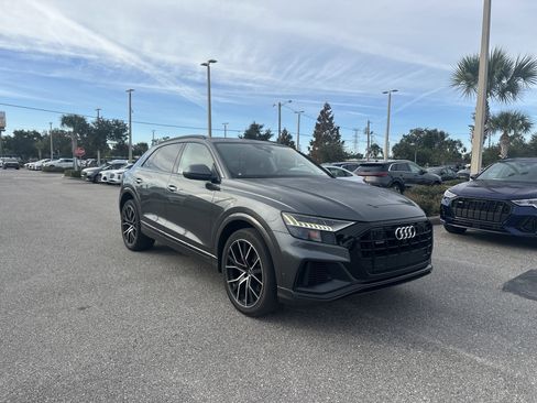 Used 2019 Audi Q8 Prestige w/ Luxury Package image 1