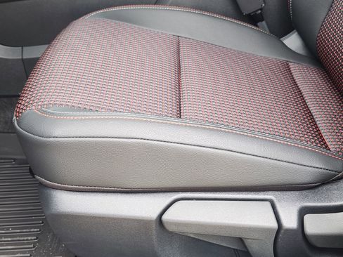 New 2026 Nissan Kicks SR image 22