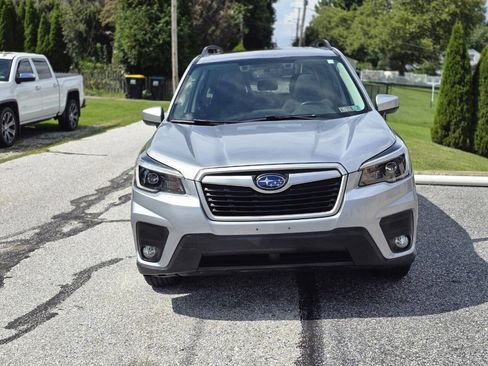 Used 2021 Subaru Forester Premium AWD/4WD image 10