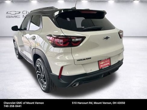New 2026 Chevrolet TrailBlazer RS w/ Convenience Package FWD image 8